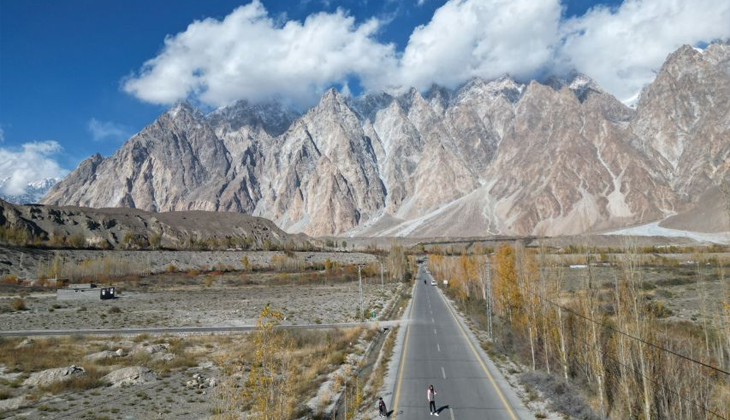 How is the road from Naran to Hunza